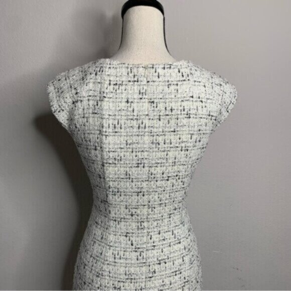 Kay Unger Tweed Sleeveless Floral Appliqué and Ruffle Neckline Sheath Dress - Picture 13 of 16